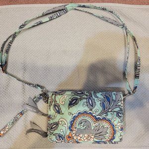 Vera Bradley Cross body purse